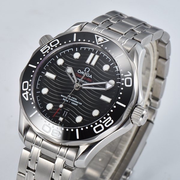 オメガ時計背面デザイン